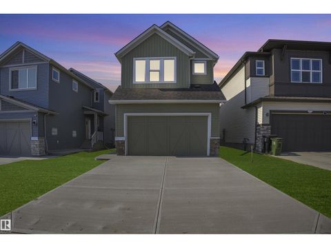 3548 ERLANGER LI NW Edmonton AB T6M1J5