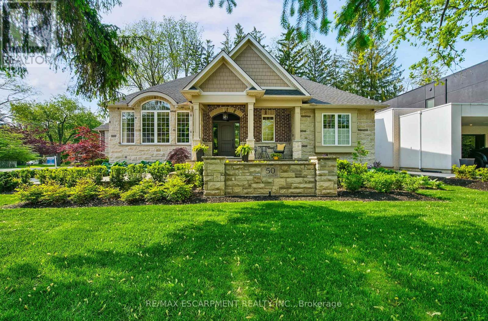 50 LLOYMINN AVENUE