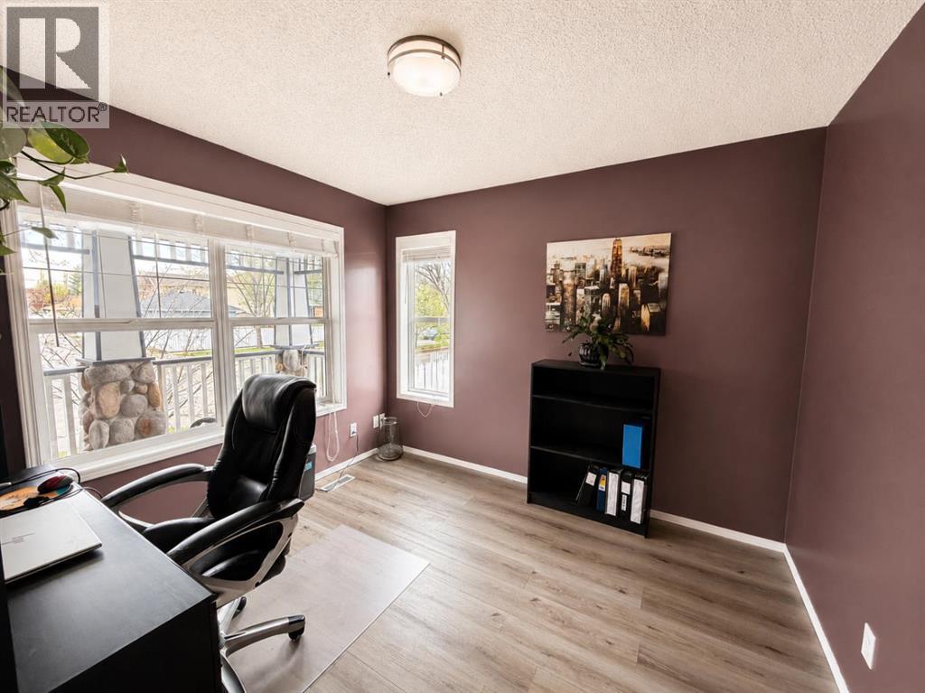 42 Inverness View SE
