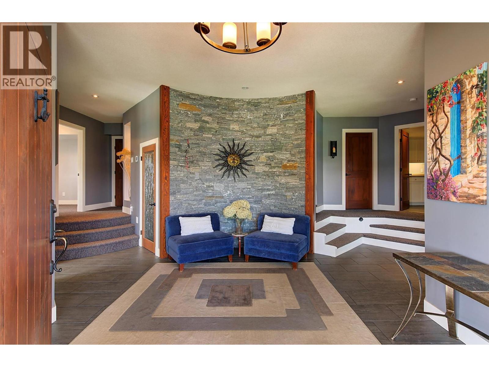 5824 Columbia Avenue