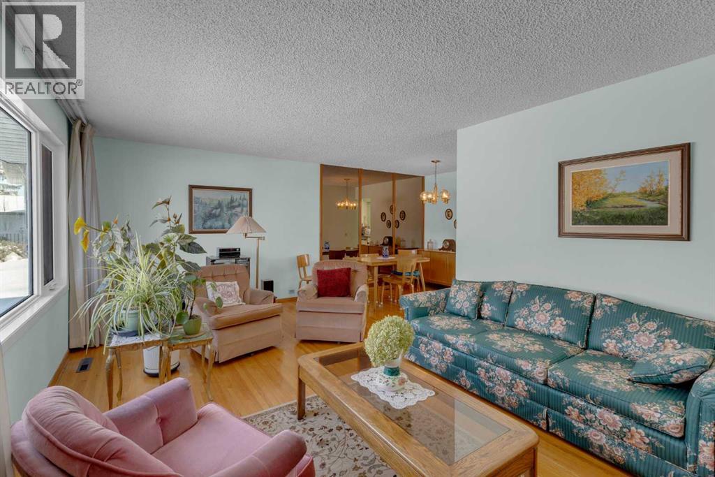 9628 Palisan Place SW