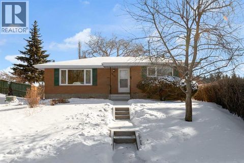 9628 Palisan Place SW Calgary AB T2V3S9