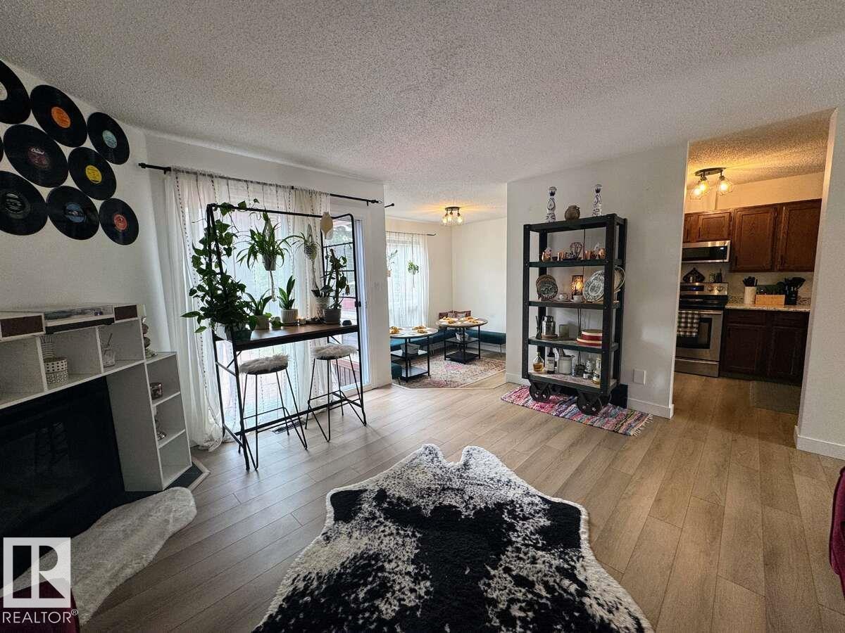 2419 142 AV NW
