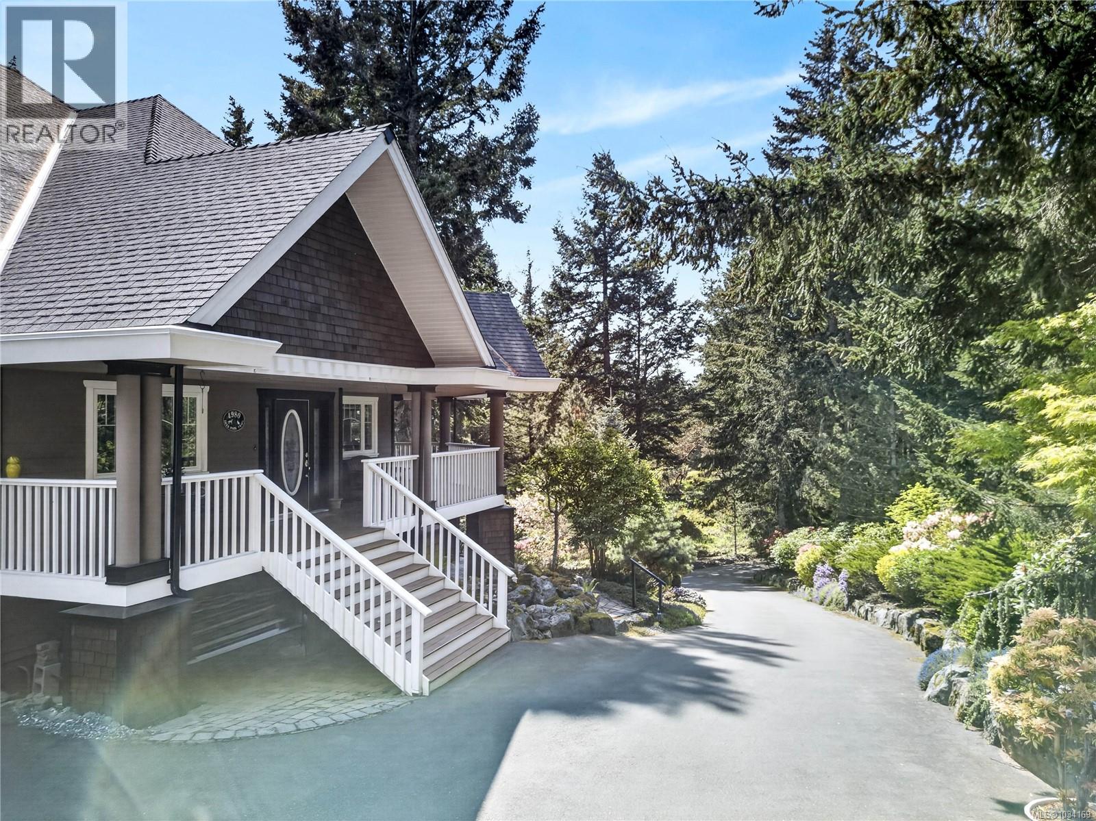 4980 Deer Park Trail