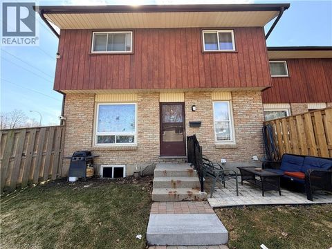 249 CEDARBRAE Avenue Unit# 1 Waterloo ON N2L4S8