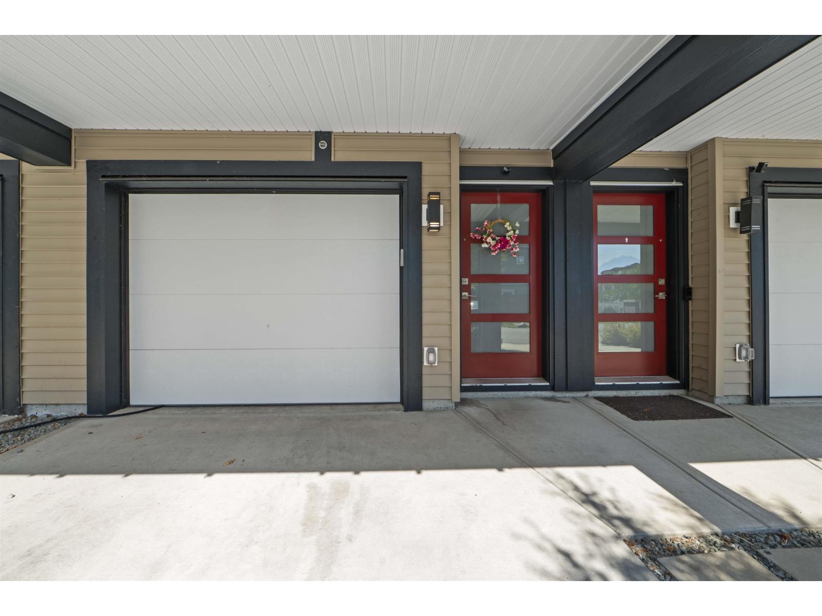 106 8413 MIDTOWN WAY|Chilliwack Proper South