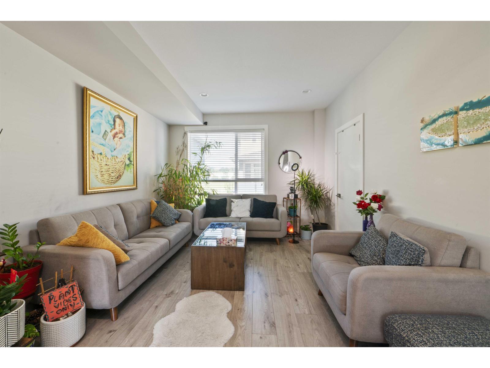 106 8413 MIDTOWN WAY|Chilliwack Proper South