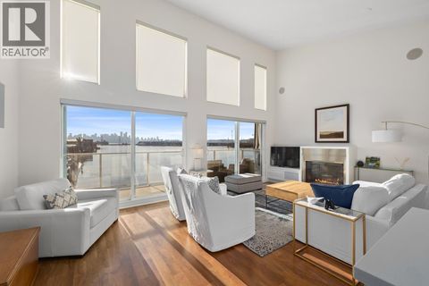 20 415 W ESPLANADE North Vancouver BC V7M1A6