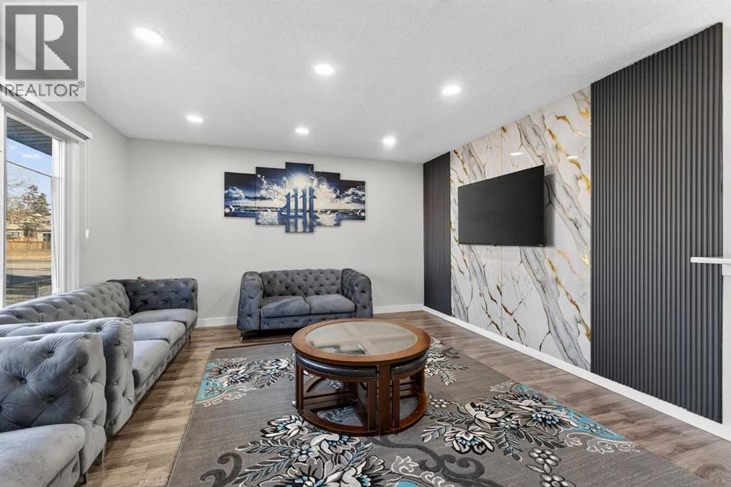 8 Malvern Crescent NE