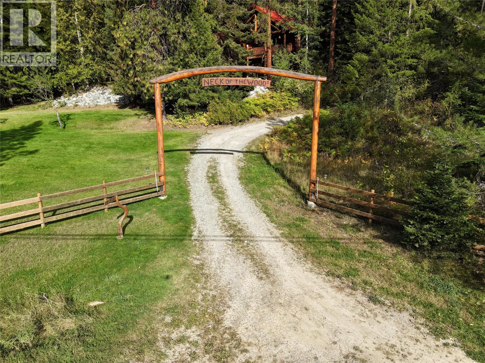 324 Arrow Creek E Road