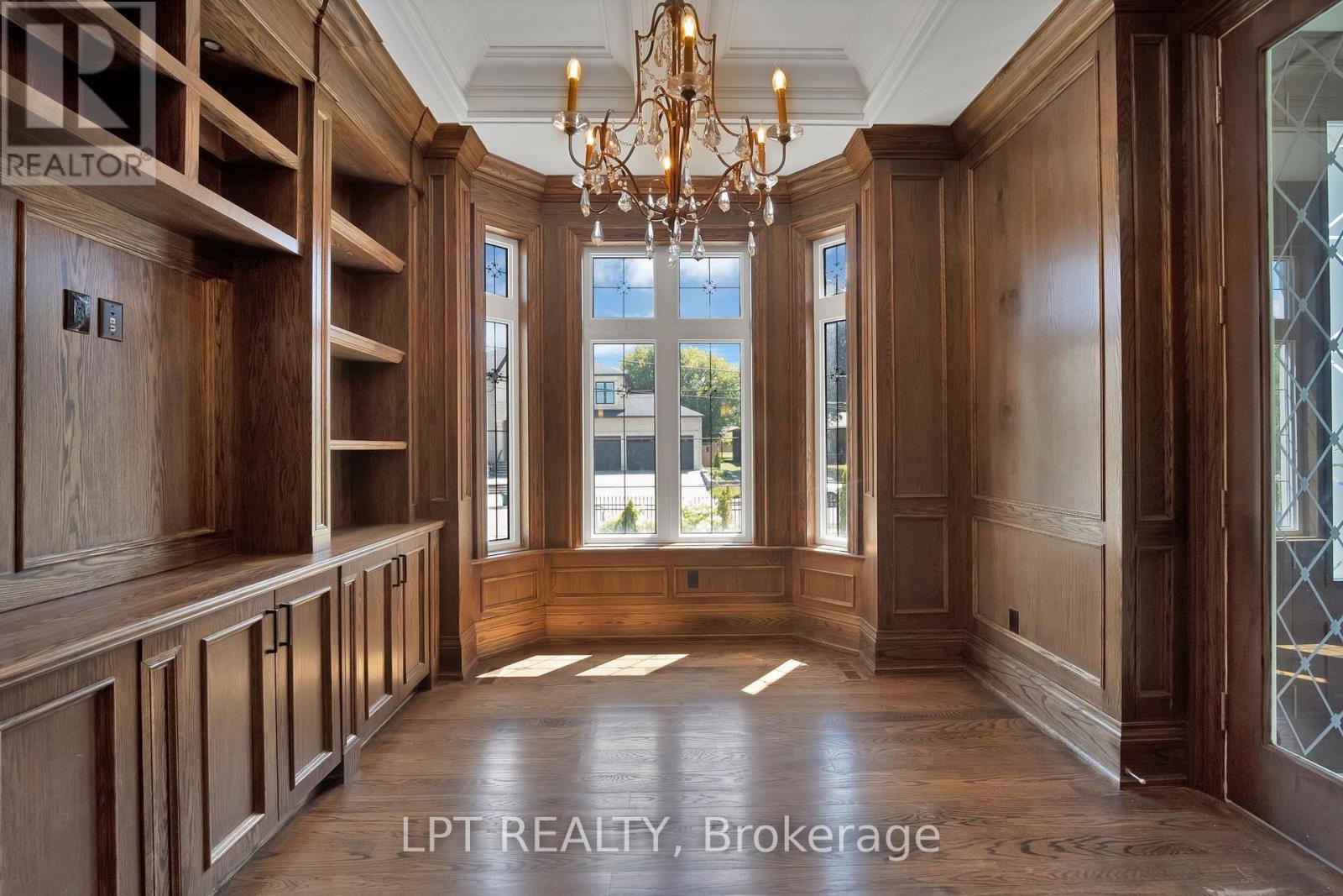 2 POPLAR DRIVE