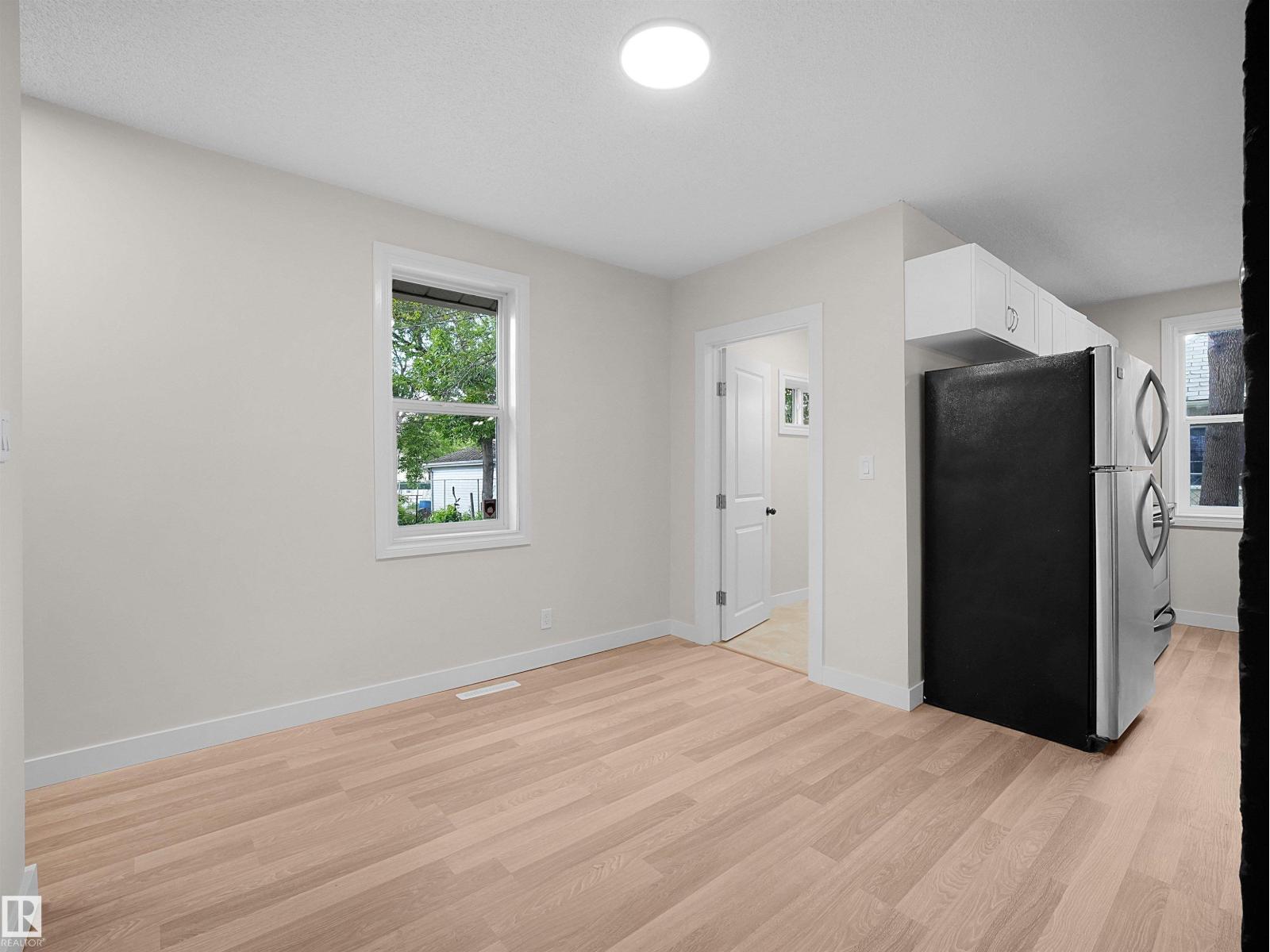 11918 86 ST NW