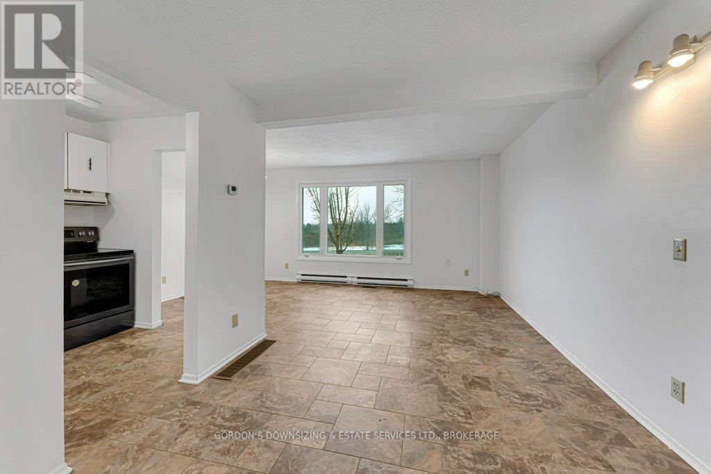 39 COVENTRY CRESCENT