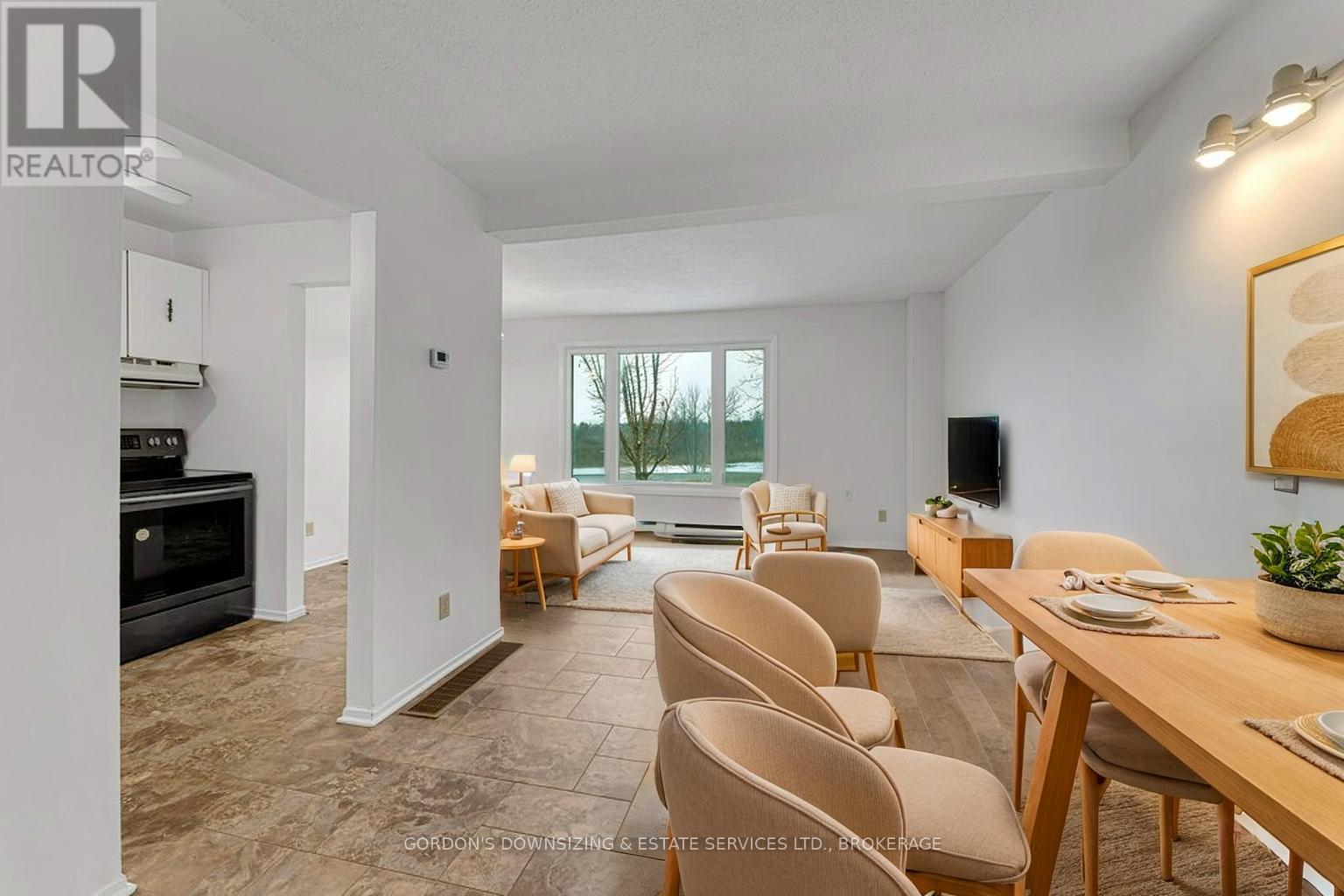 39 COVENTRY CRESCENT