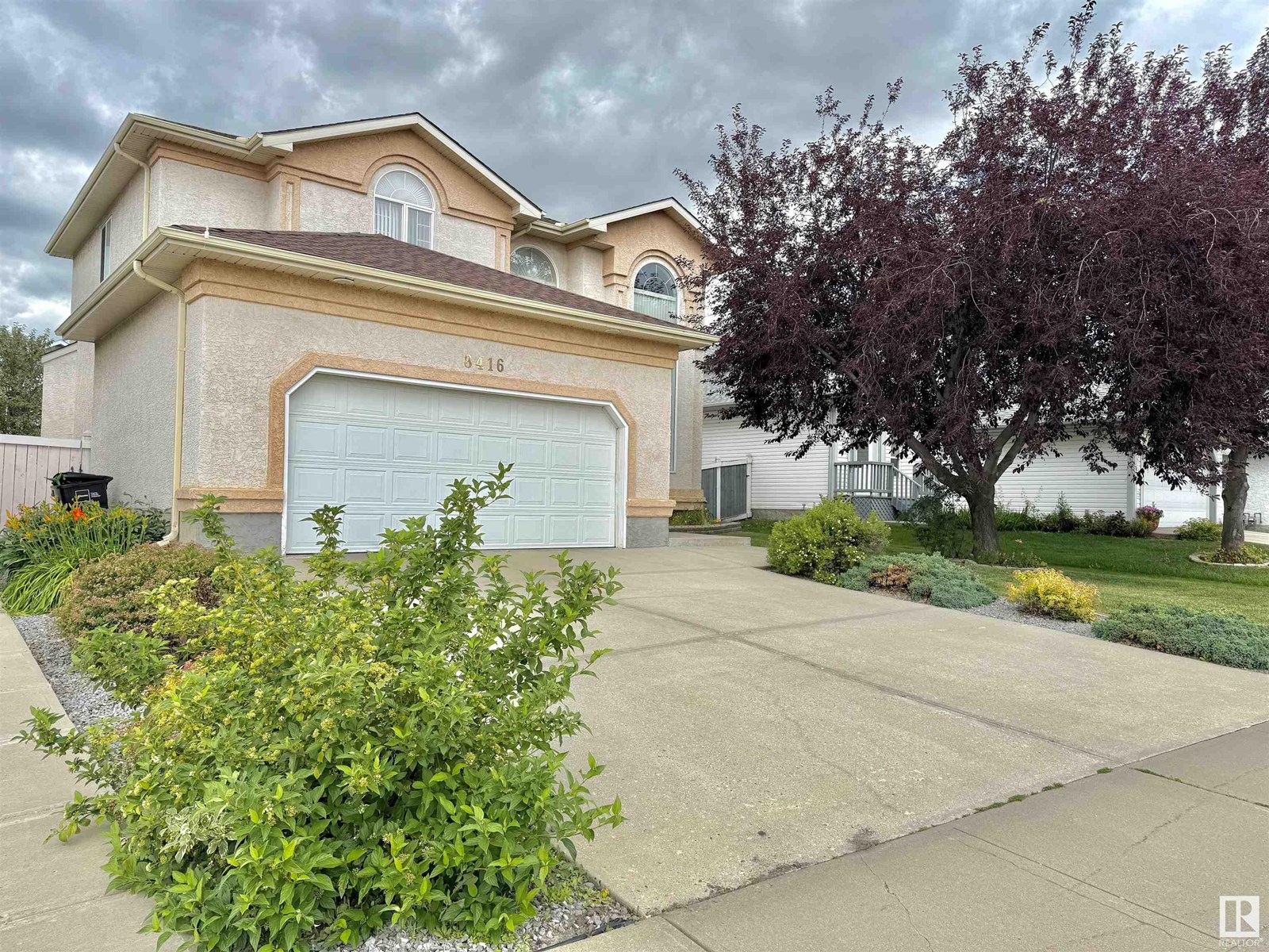 8416 160A AV NW