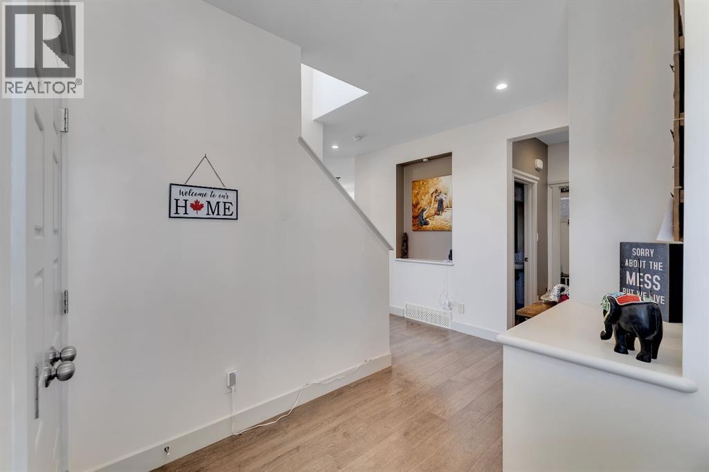 49 Marquis Grove SE
