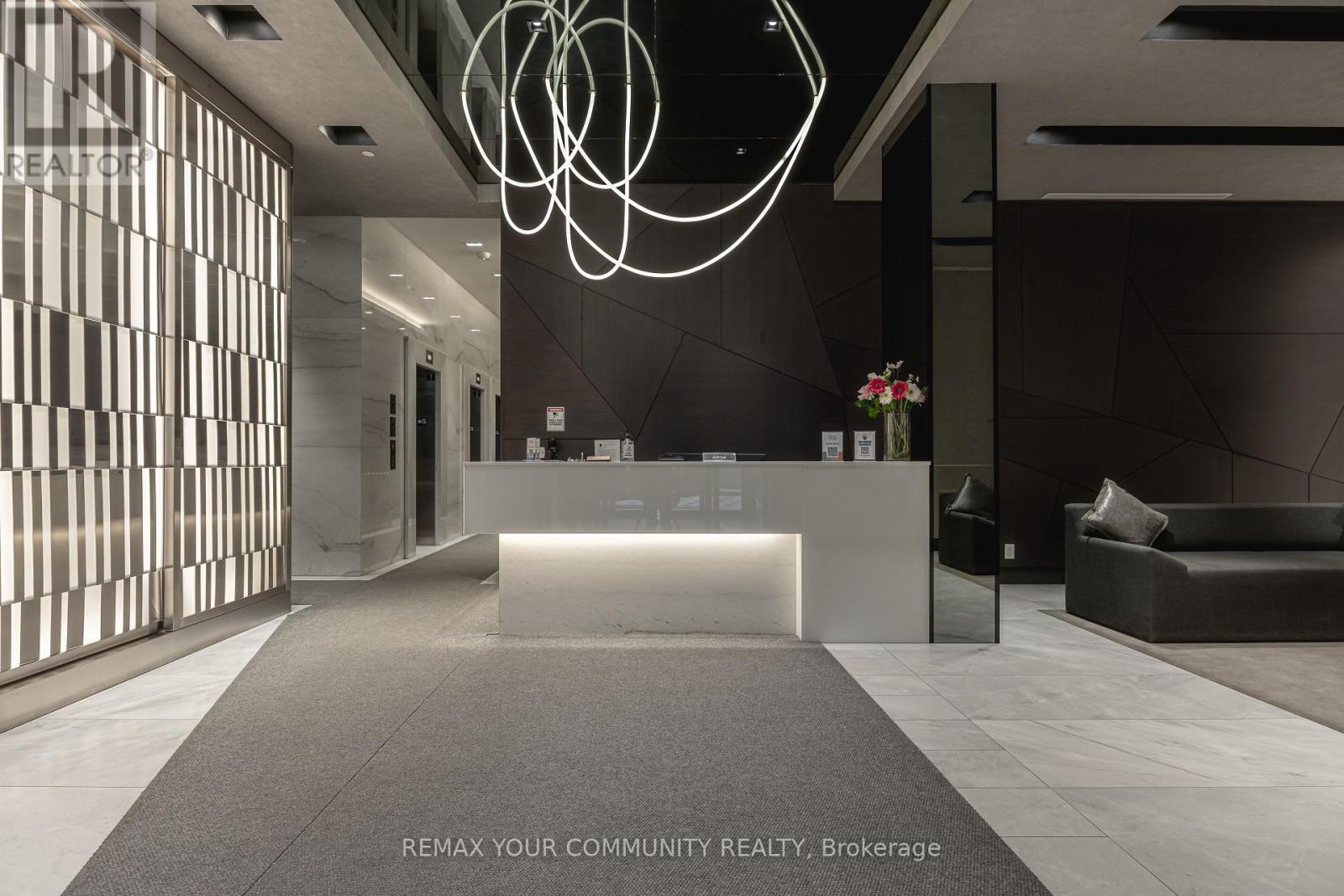 201 - 609 AVENUE ROAD