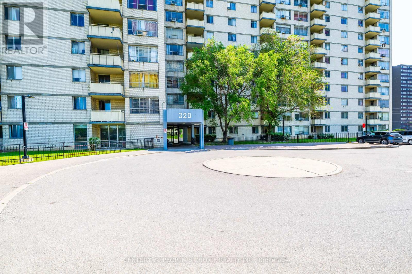 105 - 320 DIXON ROAD
