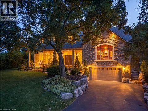 266 TRACINA Drive Oakville ON L6L4C2