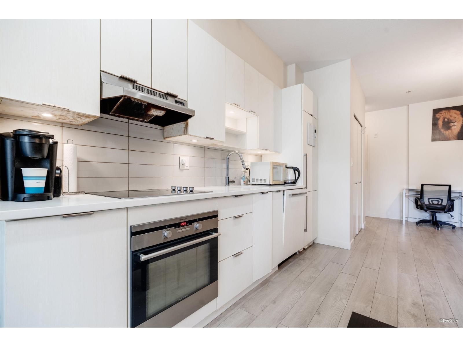 101 13678 GROSVENOR ROAD