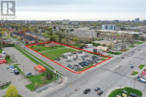 1721 DUNDAS STREET E Mississauga (Dixie) ON M4L1L7