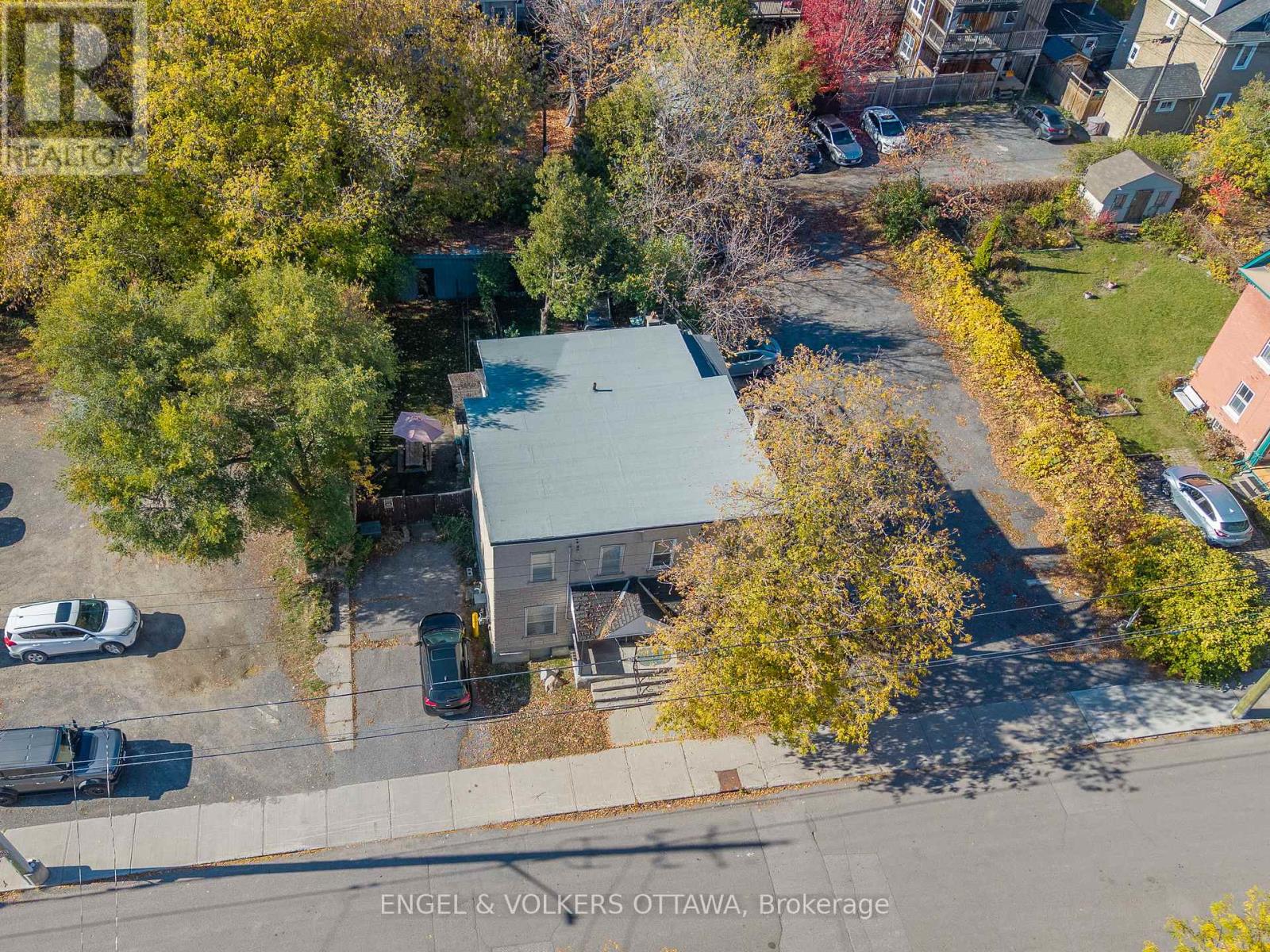 56-58 CARRUTHERS AVENUE