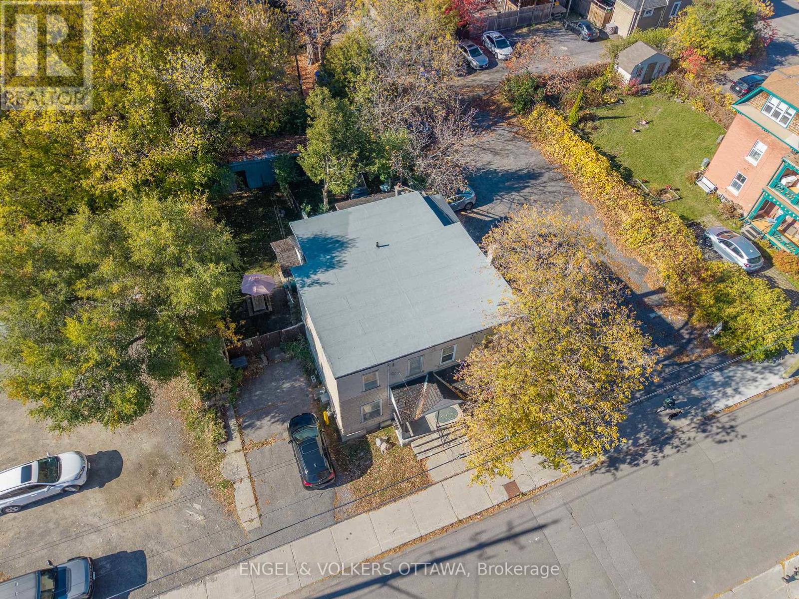 56-58 CARRUTHERS AVENUE