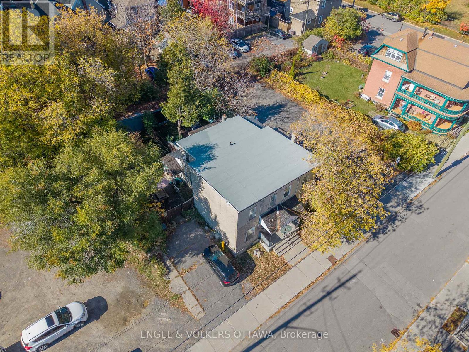 56-58 CARRUTHERS AVENUE