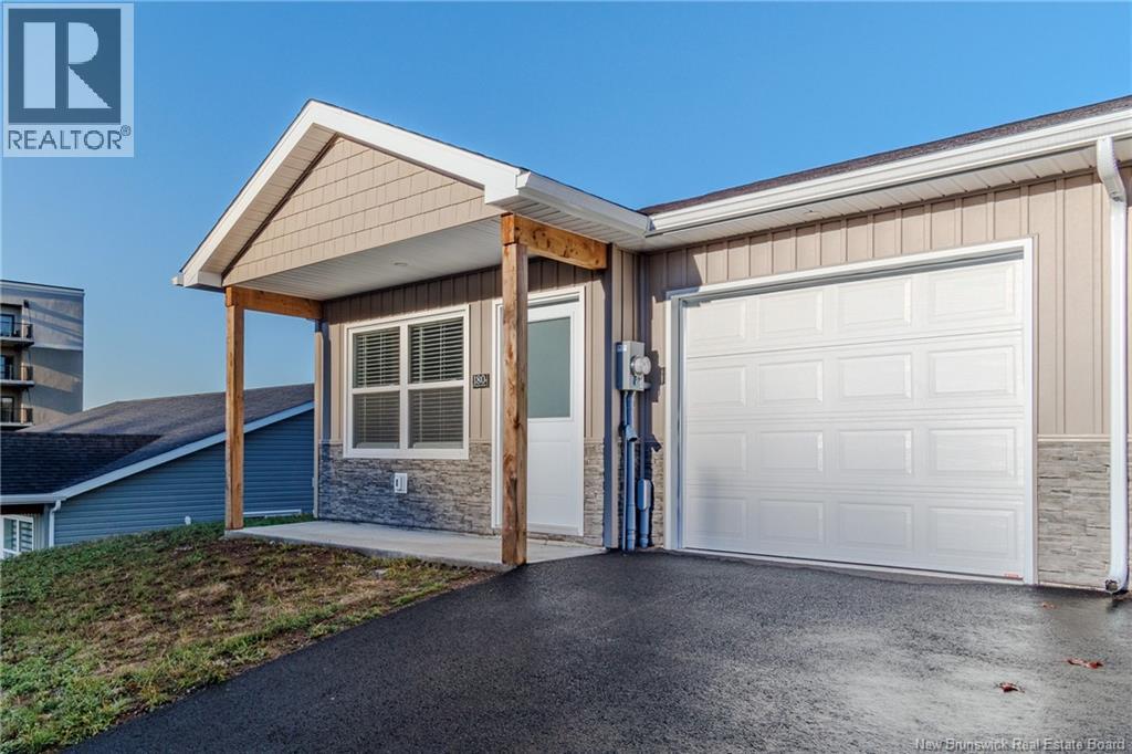 180 Arlington Crescent