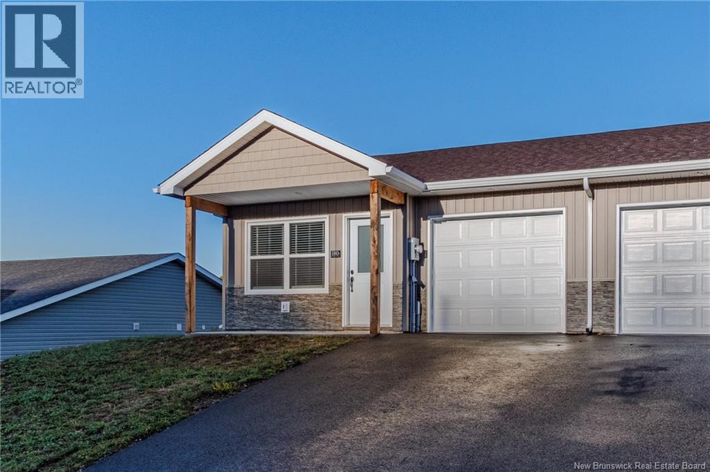 180 Arlington Crescent