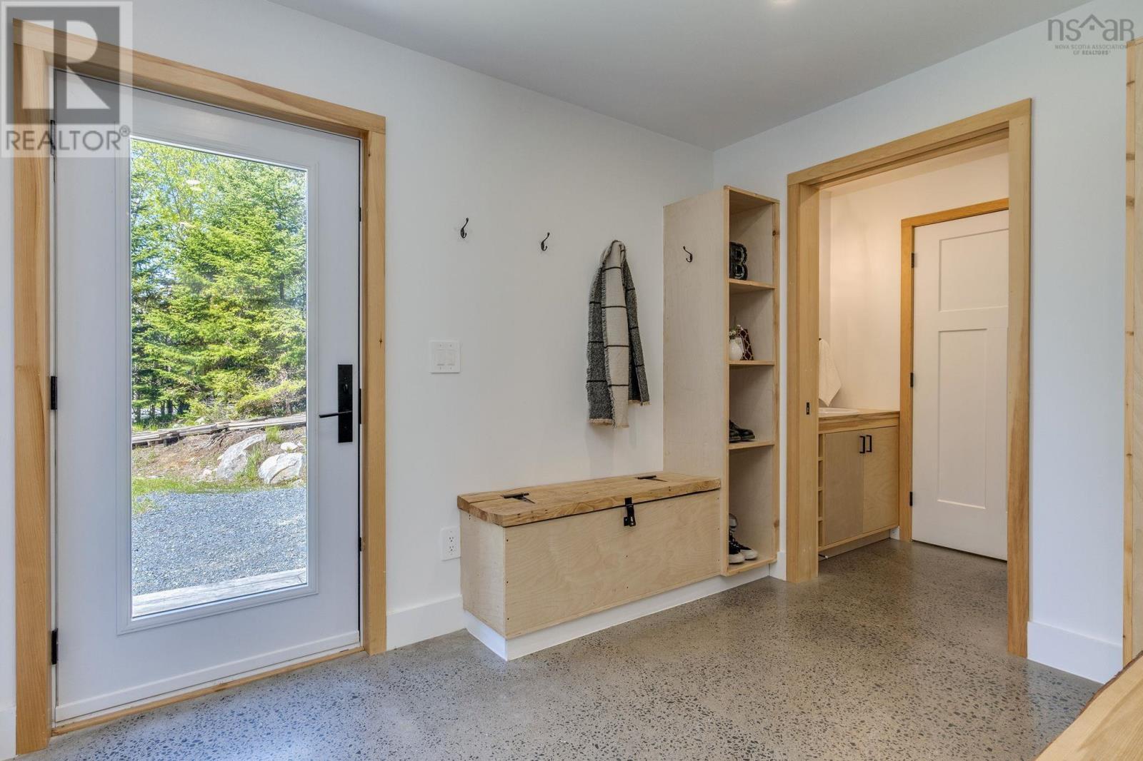 5 West Lawrencetown Road