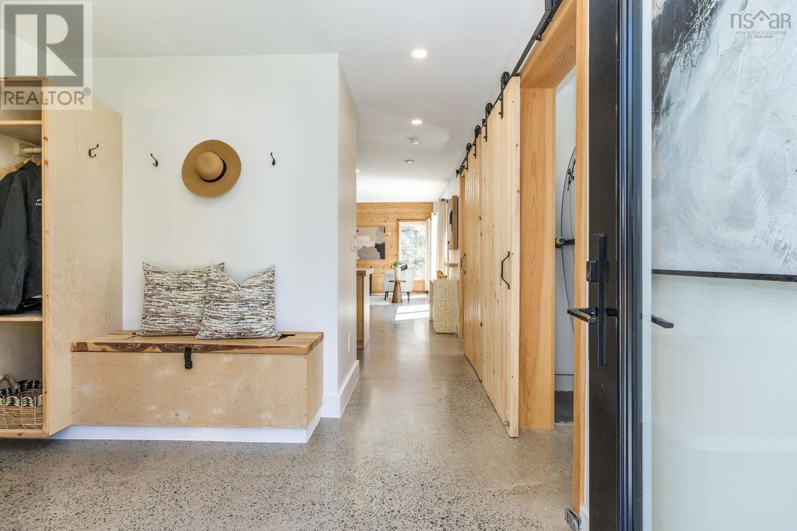 5 West Lawrencetown Road