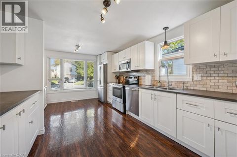 95 MACATEE Place Cambridge ON N1R7G5