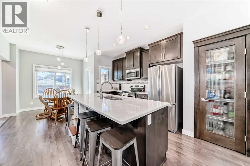 237 Ravensmoor Link SE