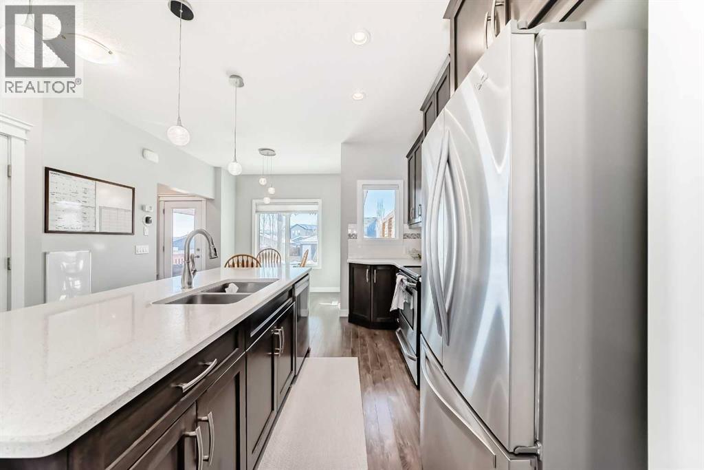 237 Ravensmoor Link SE