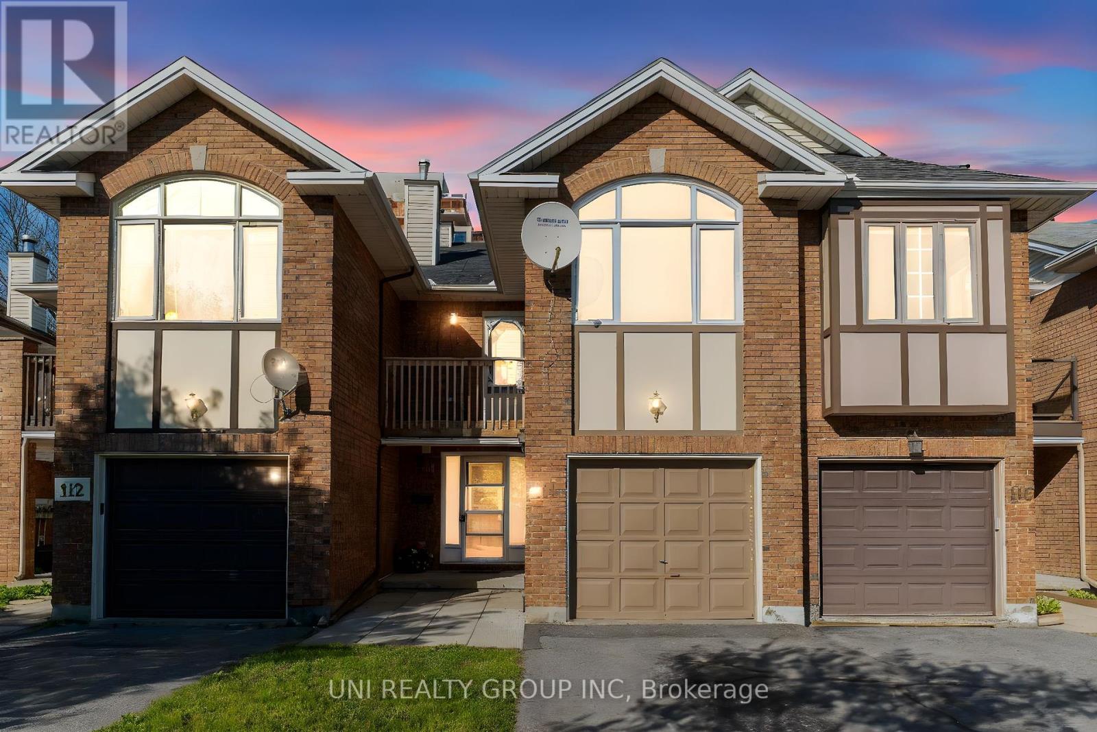 114 THORNBURY CRESCENT