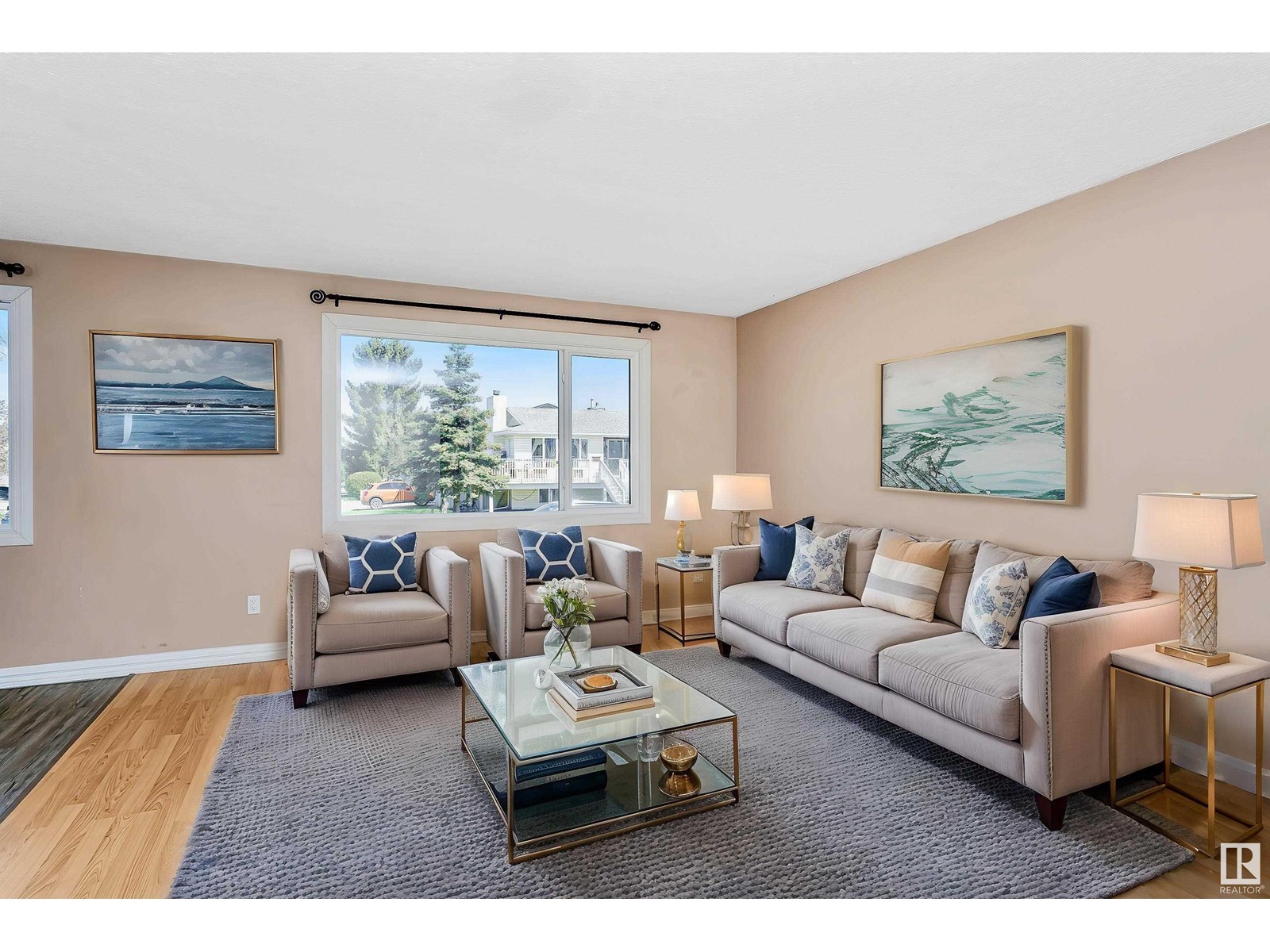 11519 138 AV NW