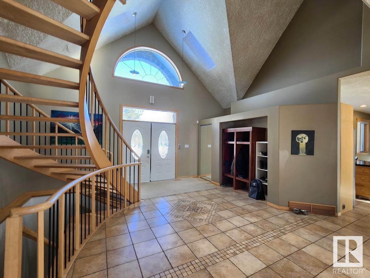 61 52510 RGE ROAD 213
