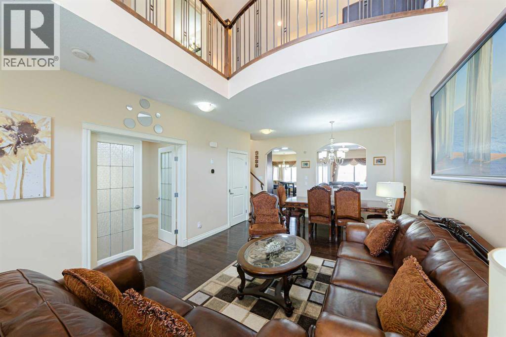 220 Saddlelake Drive NE