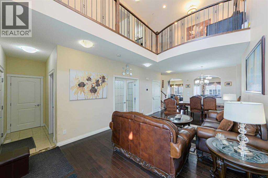 220 Saddlelake Drive NE
