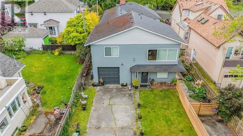 184-186 St. Charles St Victoria BC V8S3M7