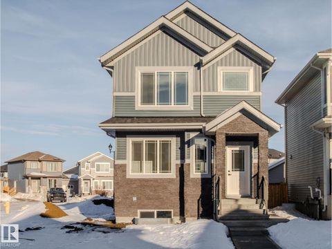 9824 106 AV Morinville AB T8R2P1