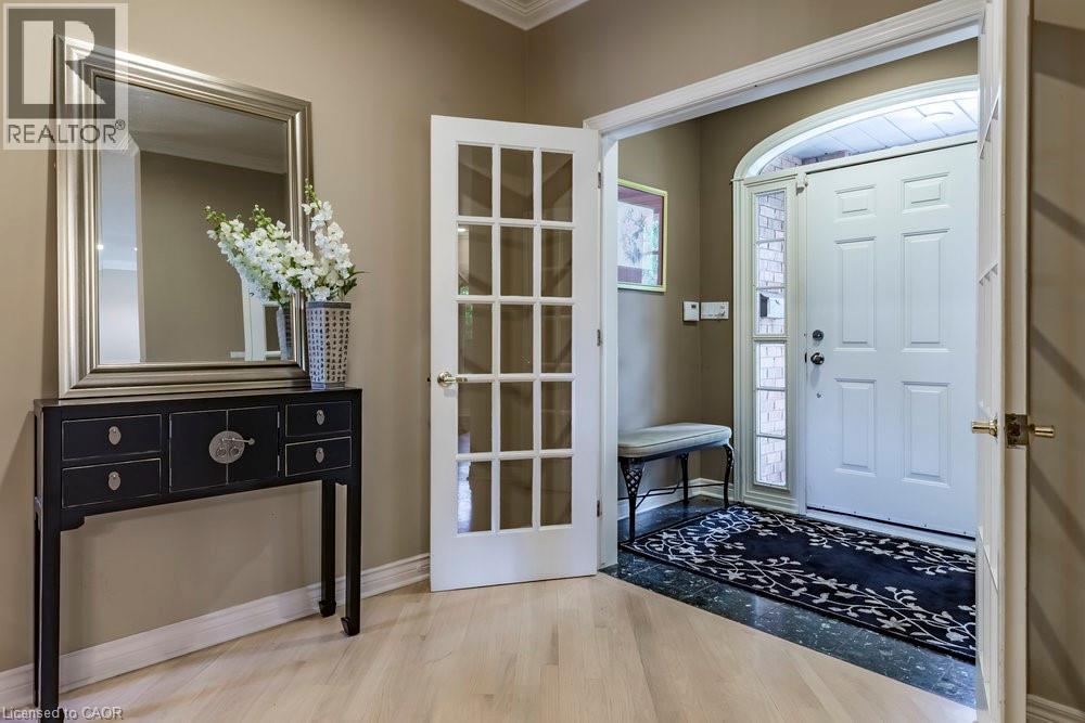223 BRIAR HILL Crescent