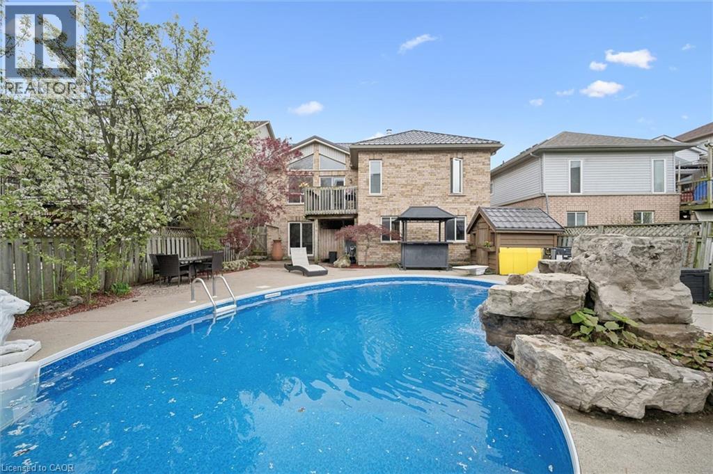 44 MCNICHOL Drive