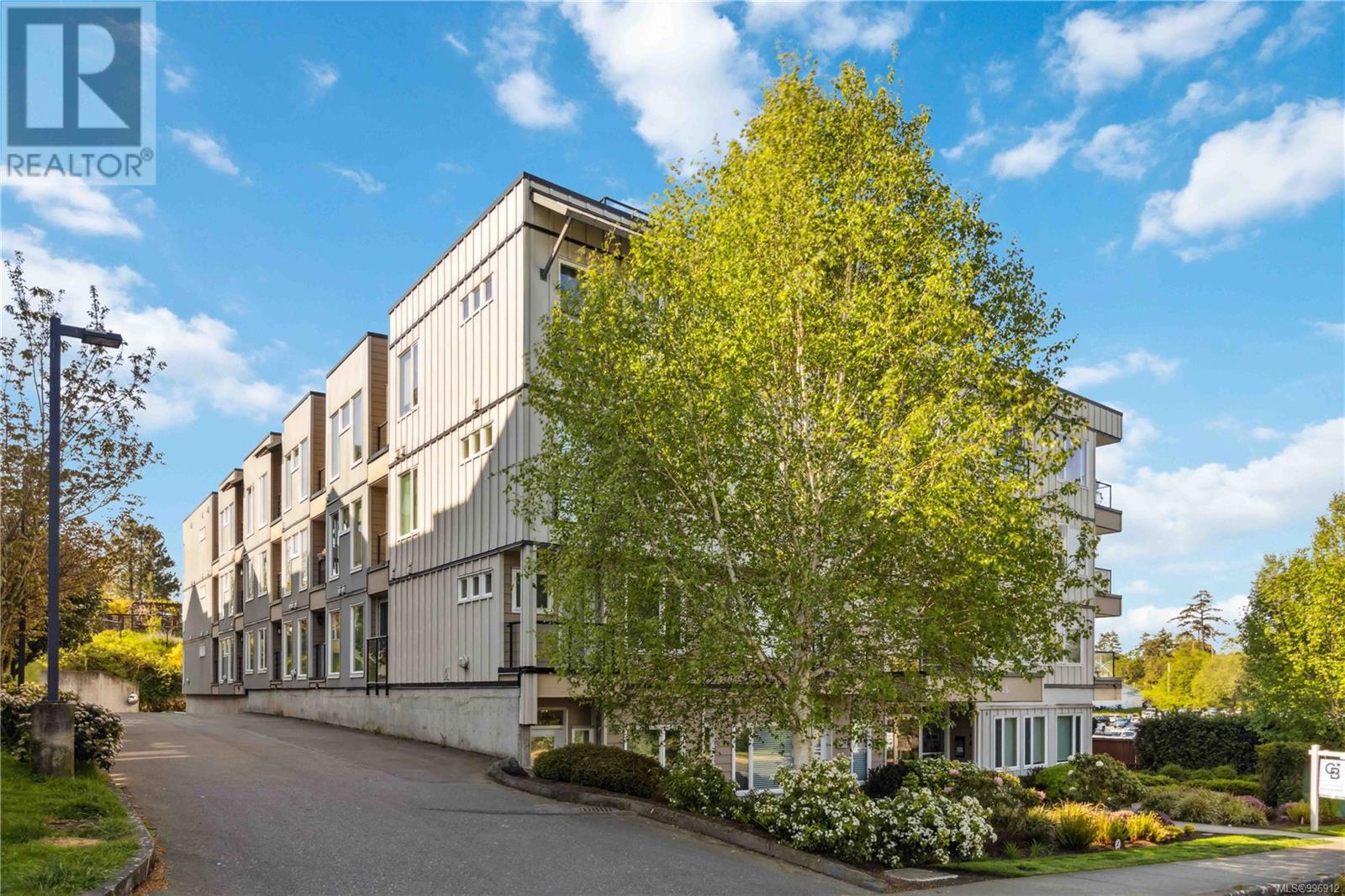 308 1405 Esquimalt Rd