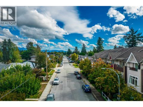 2018 FRASER AVENUE Port Coquitlam BC V3B1N6