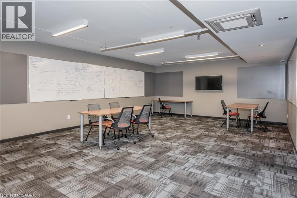 1291 GORDON Street Unit# 223