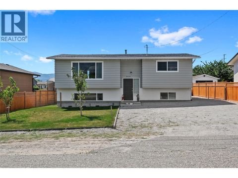 2519 Solar Road West Kelowna BC V4T1P8