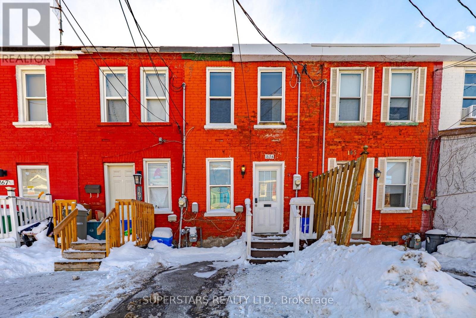 165 1/2 OLIVE AVENUE