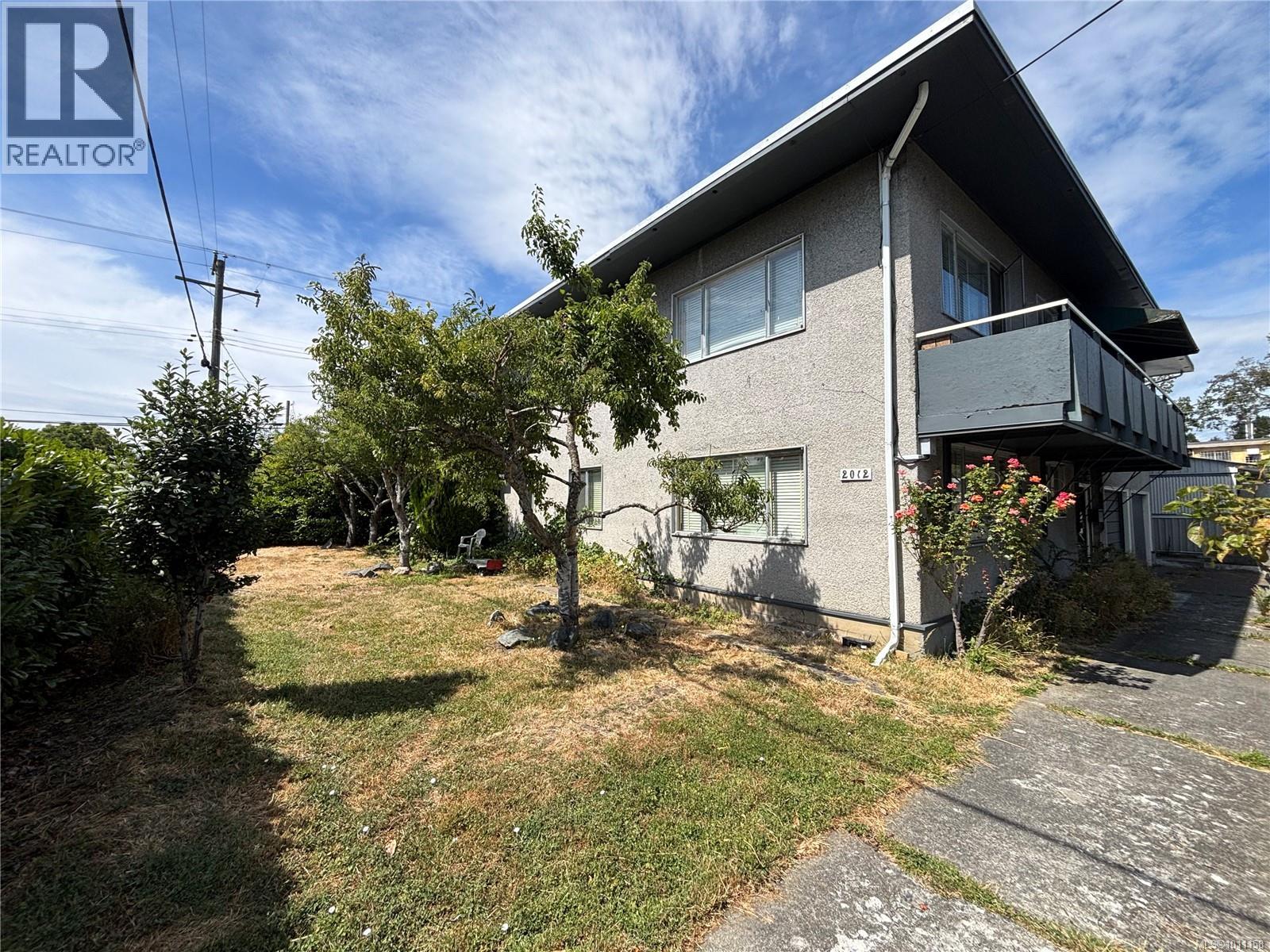 2851 Foul Bay Rd